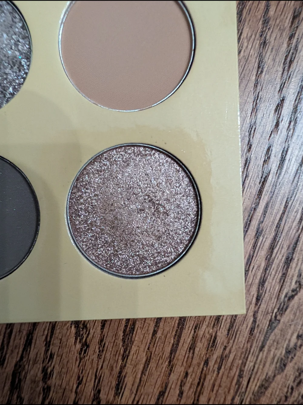 Juvias Place The Taupes Eyeshadow Palette - Cream Taupe and Silver Shades